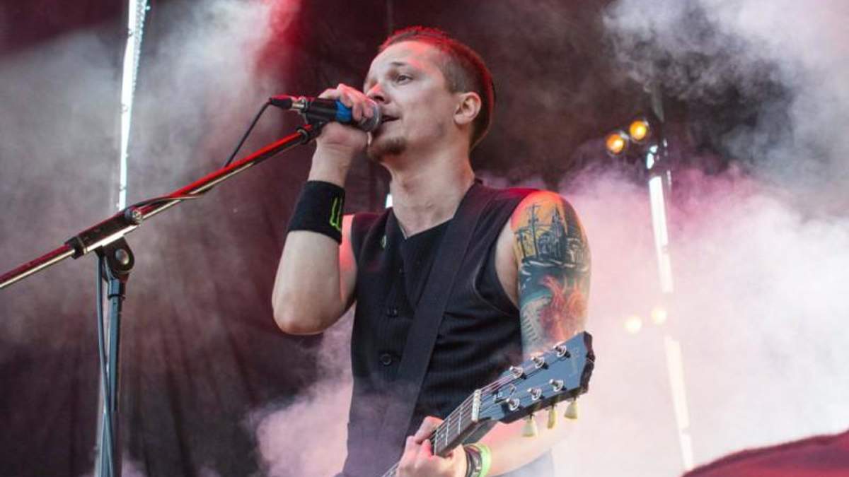 Як виглядав лідер O.Torvald 14 років тому: опубліковано раритетне відео Як виглядав лідер O.Torvald 14 років тому: опубліковано раритетне відео
