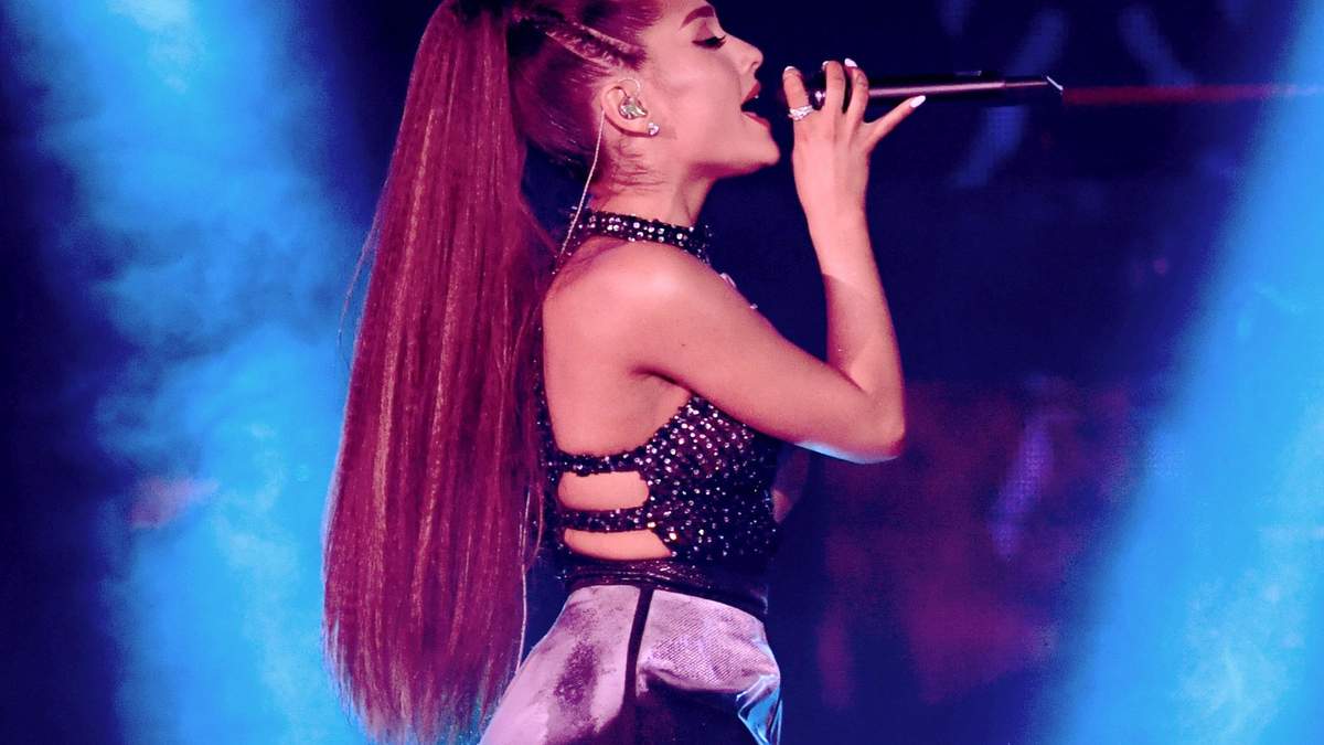 Spasibo Sleduyushij Ariana Grande Posvyatila Pesnyu Eks Bojfrendam Showbiz