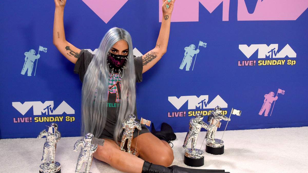 MTV Video Music Awards 2020: триумф The Weeknd и другие победы артистов