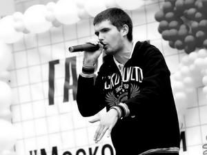 У Росії заарештували відомого репера Noize MC У Росії заарештували відомого репера Noize MC