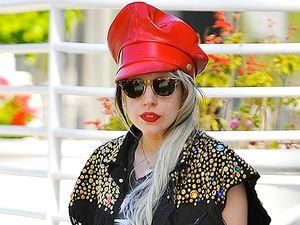 Леді Гага дивує і за межами сцени Леді Гага дивує і за межами сцени