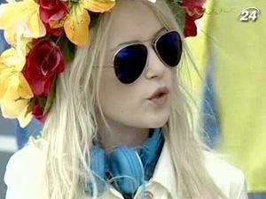 Мика Ньютон выехала в США Мика Ньютон выехала в США