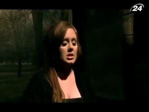 Британская певица Адель раздает деньги друзьям Британская певица Адель раздает деньги друзьям