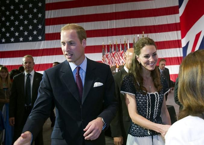 Вільям та Кейт. Подорож продовжується Вільям та Кейт. Подорож продовжується