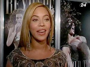 Бейонсе уволила своего отца из-за денег Бейонсе уволила своего отца из-за денег