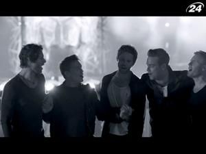 Take That представили видеоклип на песню "When We Were Young"