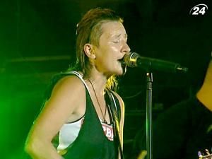 "Ночные снайперы" спели под открытым небом для украинских меломанов "Ночные снайперы" спели под открытым небом для украинских меломанов