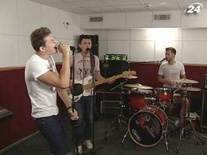 Коля Серга бере до Юрмали музикантів та гарний настрій Коля Серга бере до Юрмали музикантів та гарний настрій