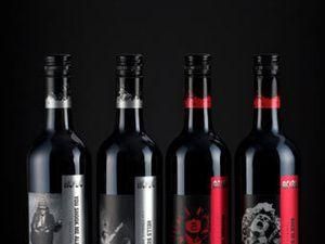 Із пісень AC/DC створили колекцію вин Із пісень AC/DC створили колекцію вин