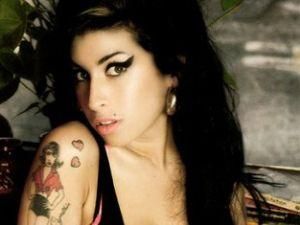 Сингл Тони Беннета и Эми Уайнхауз появится в день рождения певицы Сингл Тони Беннета и Эми Уайнхауз появится в день рождения певицы