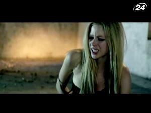 Аврил Лавин сняла видеоклип к композиции "Wish You Were Here" Аврил Лавин сняла видеоклип к композиции "Wish You Were Here"