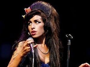 Остання пісня Емі Вайнхаус вийде в її день народження Остання пісня Емі Вайнхаус вийде в її день народження