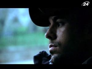 Иглесиас выступил режиссером клипа "I Like How It Feels" Иглесиас выступил режиссером клипа "I Like How It Feels"