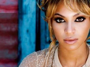 У новому кліпі Бейонсе показала животик У новому кліпі Бейонсе показала животик