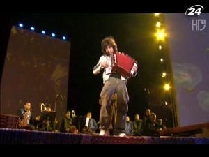 Жан Мішель Жар презентує в Києві свою нову шоу-програму Жан Мішель Жар презентує в Києві свою нову шоу-програму