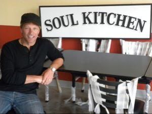 В ресторнани Джона Бон Джови пищу можно отработать В ресторнани Джона Бон Джови пищу можно отработать