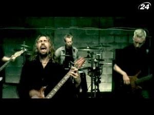 Группа Nickelback выпустила восьмой студийник под названием "Here and Now"