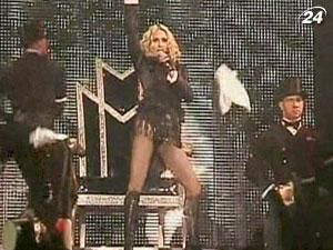 Над новым хитом Мадонна работает в паре с Ники Минаж и M.I.A.