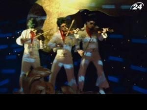 Итоги года: Подборка самых интересных рождественских хитов Итоги года: Подборка самых интересных рождественских хитов