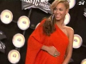 Джей Зи записал композицию в честь рождения своей дочери Джей Зи записал композицию в честь рождения своей дочери