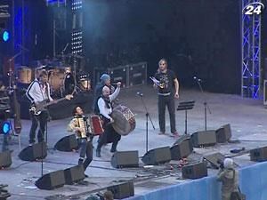 Гурт "Гайдамаки" став єдиним іноземним гуртом на відкритті стадіону у Варшаві