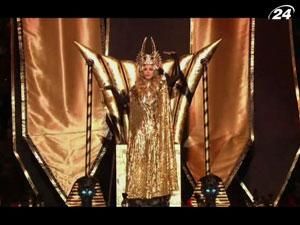 Грандиозный концерт Мадонна открыла в образе Клеопатры