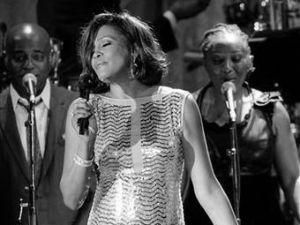 У США померла легендарна співачка Уітні Х’юстон У США померла легендарна співачка Уітні Х’юстон