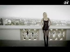 Авріл Лавін представила відео на пісню "Goodbye"