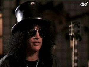 Гітарист Слеш натякнув на возз’єднання Guns’n’Roses Гітарист Слеш натякнув на возз’єднання Guns’n’Roses