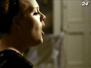 Співачку Адель визнали найкращою виконавицею сучасності Співачку Адель визнали найкращою виконавицею сучасності