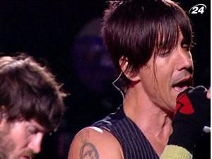 Группа Red Hot Chili Peppers выпустит альбом каверов