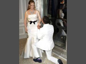 Мерайя Кері вийшла знову заміж за Ніка Кеннона Мерайя Кері вийшла знову заміж за Ніка Кеннона