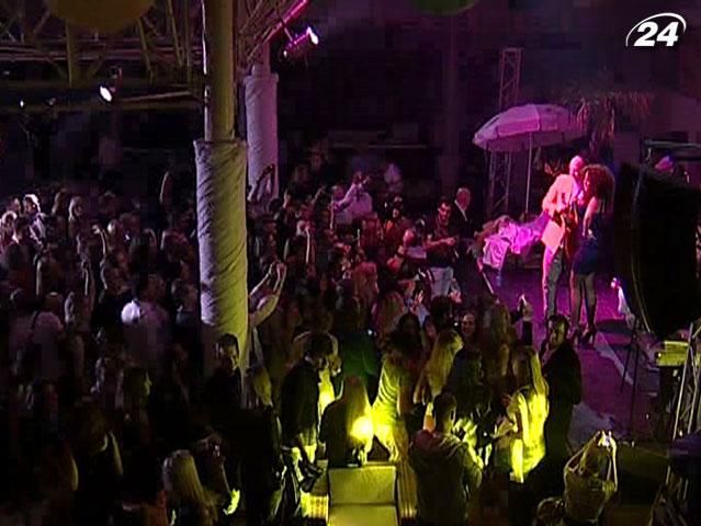 Люкс ФМ поздравило всех украинцев с Новым летом! Люкс ФМ поздравило всех украинцев с Новым летом!