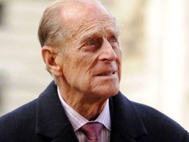 Принц Единбурзький покинув лікарню Принц Единбурзький покинув лікарню