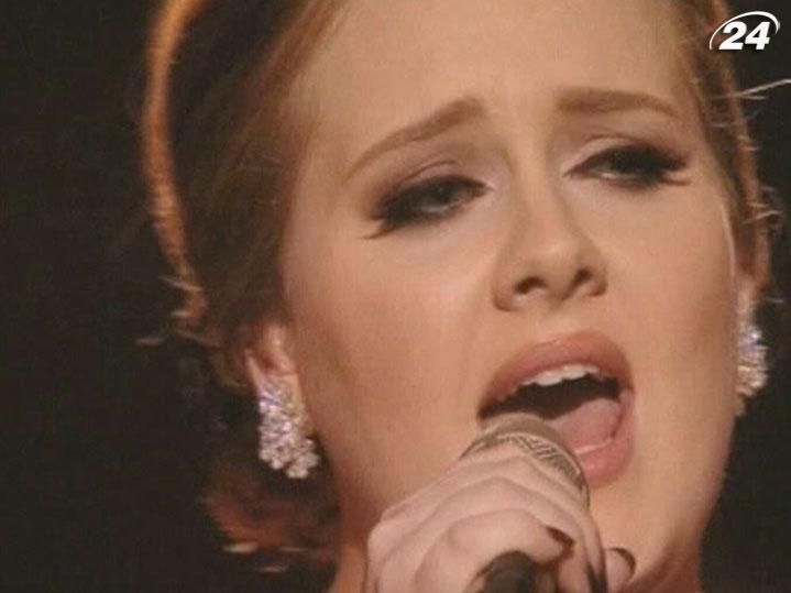 Певица Adele родит первенца в сентябре