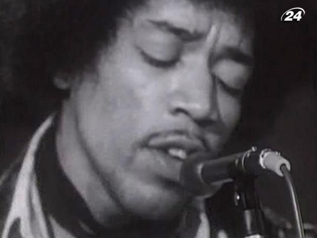 Джими Хендрикса назвали лучшим гитаристом всех времен Джими Хендрикса назвали лучшим гитаристом всех времен