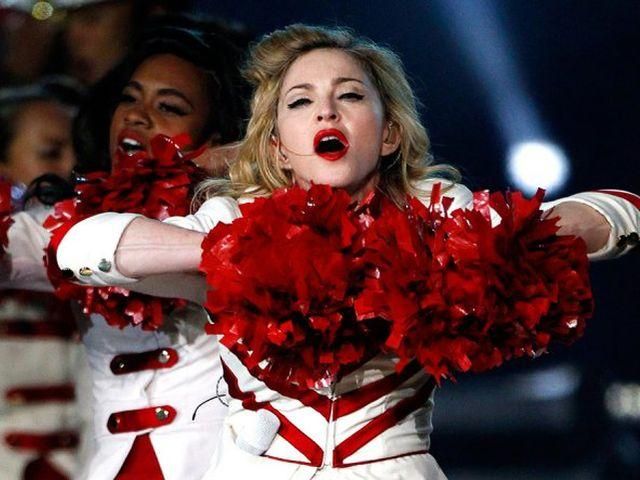 Мадонна закликала українців поборотися за Тимошенко (Відео) Мадонна закликала українців поборотися за Тимошенко (Відео)