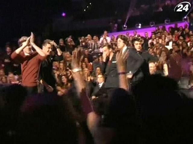 Британская группа One Direction - триумфатор MTV Video Music Awards