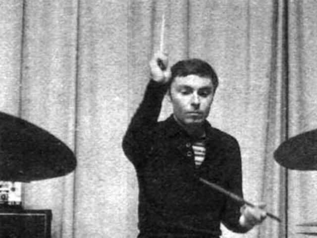 Умер бывший барабанщик "Машины времени" Умер бывший барабанщик "Машины времени"