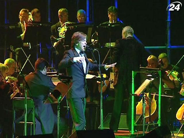 "Бі-2" разом із симфонічним оркестром відіграли концерт у Києві