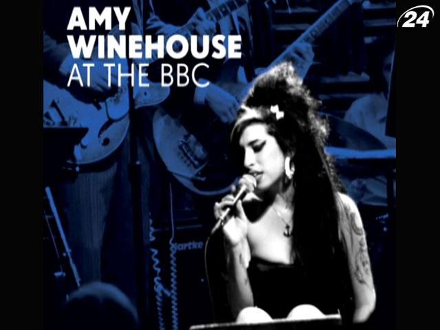 В продажу поступили новые альбомы известных звезд В продажу поступили новые альбомы известных звезд