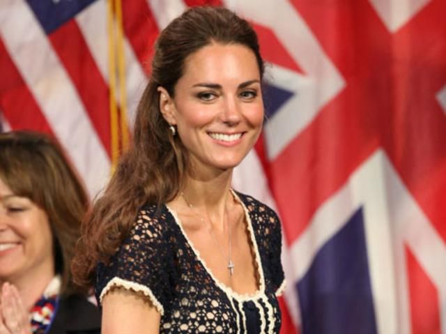 Кейт Миддлтон не хочет, чтобы с ее ребенком была "армия старомодных нянь" Кейт Миддлтон не хочет, чтобы с ее ребенком была "армия старомодных нянь"