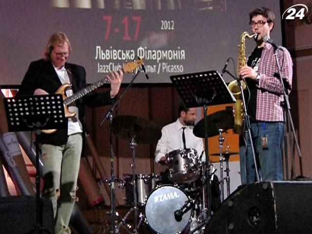 Міжнародний фестиваль Jazz Bez стартував фрі-джазом Міжнародний фестиваль Jazz Bez стартував фрі-джазом