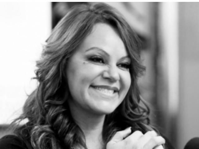 В авіакатастрофі загинула  мексиканська співачка Дженні Рівера