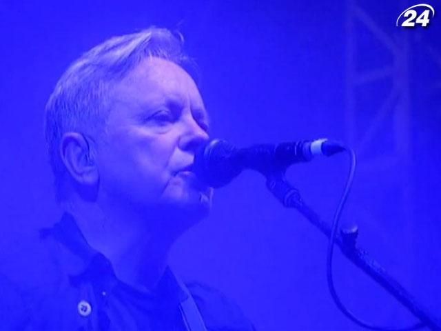 Британская рок-группа New Order выпустит в январе мини-альбом Британская рок-группа New Order выпустит в январе мини-альбом