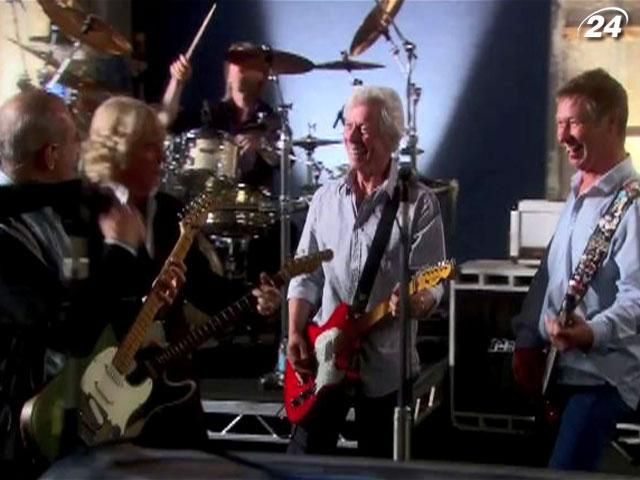 Барабанщик Status Quo Метт Летлі покидає гурт Барабанщик Status Quo Метт Летлі покидає гурт