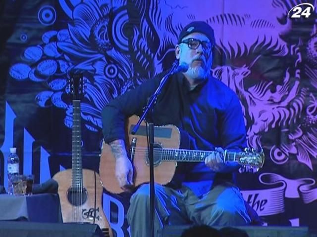 Американский рэпер Everlast дал концерт в столице Американский рэпер Everlast дал концерт в столице