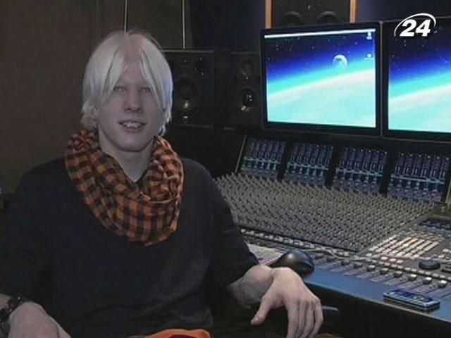 Син грузинського прем'єра випустив дебютний альбом Син грузинського прем'єра випустив дебютний альбом