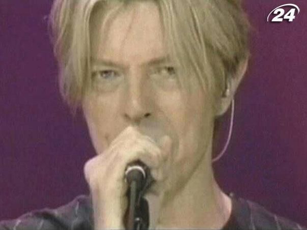 Сингл Дэвида Боуи покорил британский чарт iTunes Сингл Дэвида Боуи покорил британский чарт iTunes