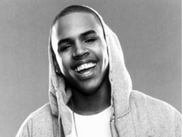 Крис Браун попал в ДТП: за его авто гнались папарацци Крис Браун попал в ДТП: за его авто гнались папарацци